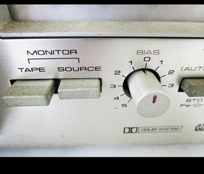 PIONEER CT-910 カッセトデッキ(1979年頃)45年間の錆び、キズ、汚れの外装でした(Before)_コピー